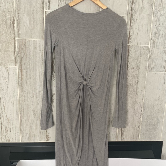 Zara high low top. - Picture 1 of 2